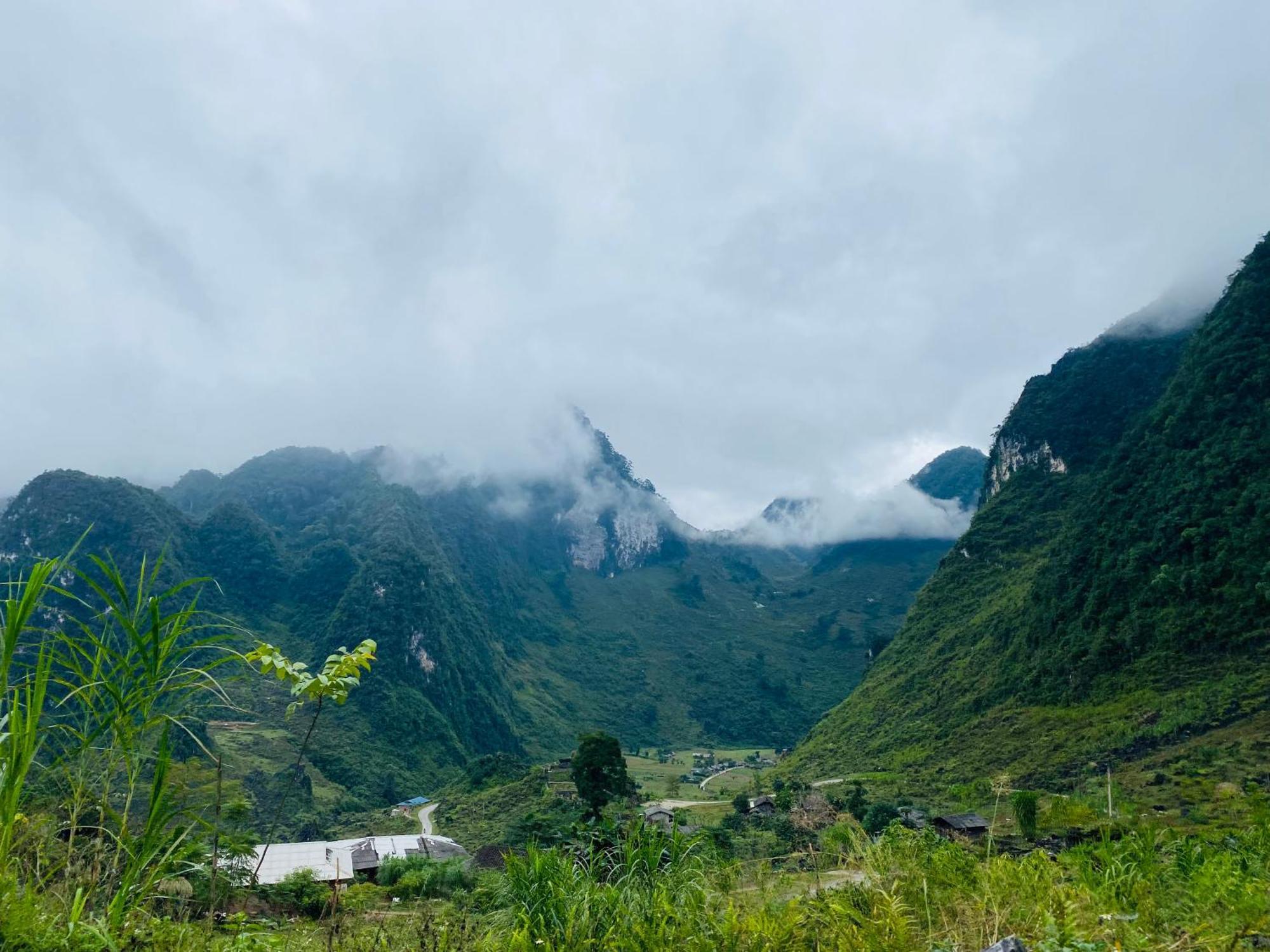 Du Gia Field View Homestay Làng Cac Exteriér fotografie