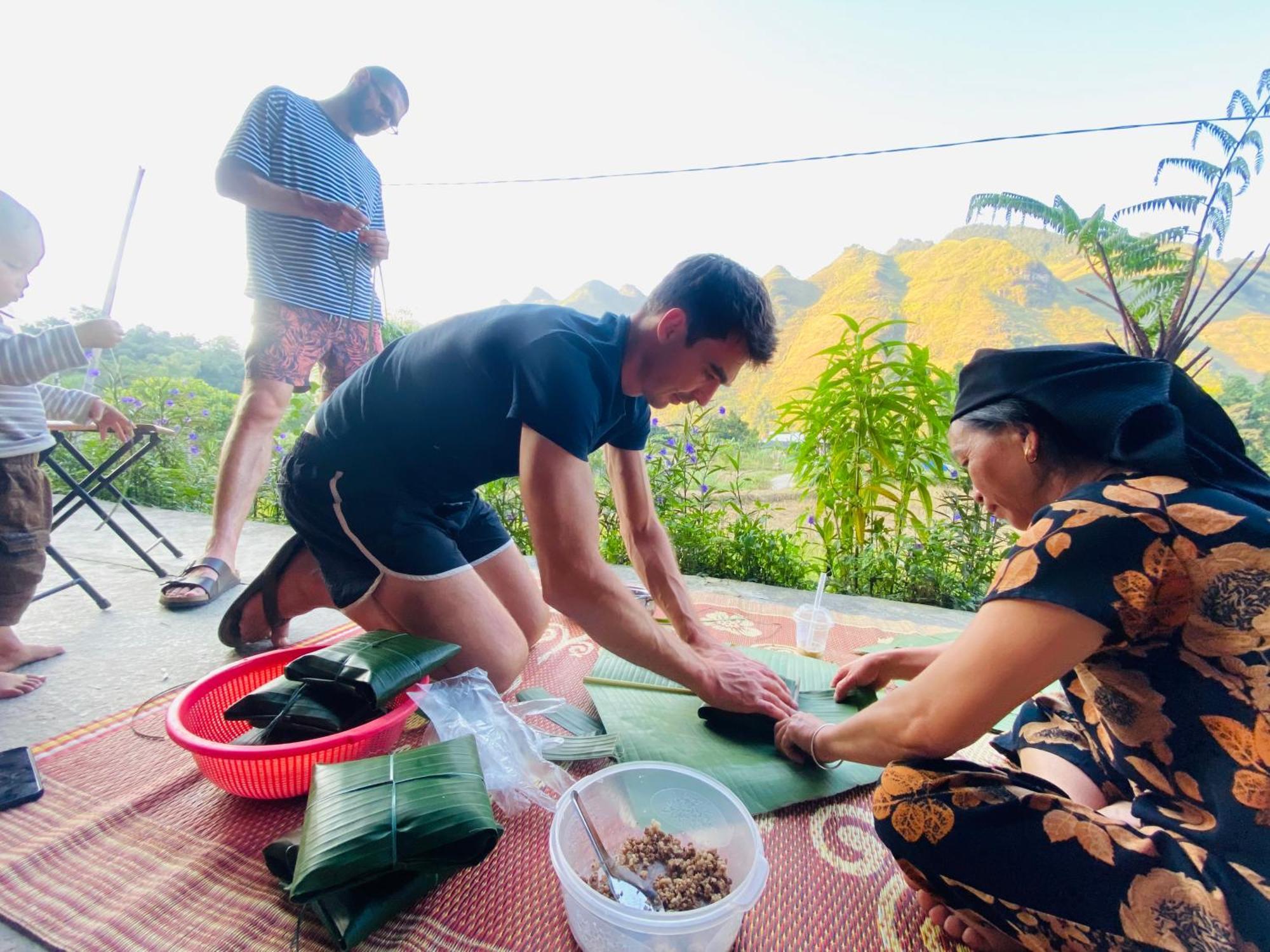 Du Gia Field View Homestay Làng Cac Exteriér fotografie