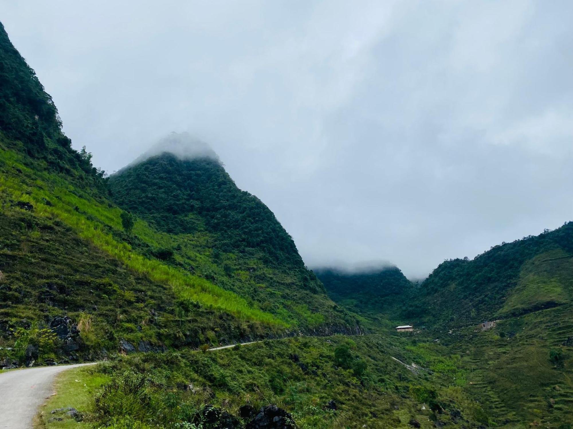 Du Gia Field View Homestay Làng Cac Exteriér fotografie