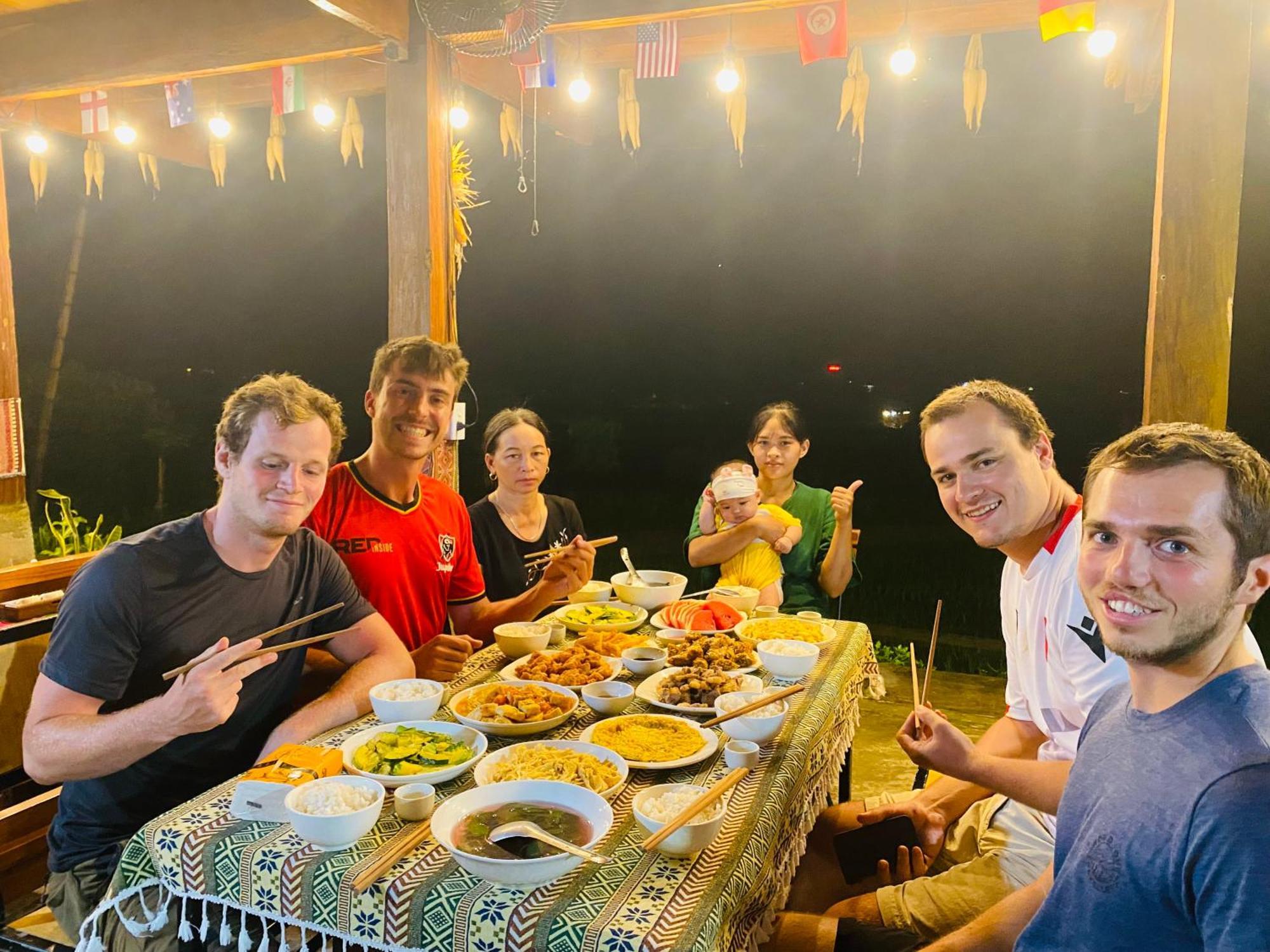 Du Gia Field View Homestay Làng Cac Exteriér fotografie