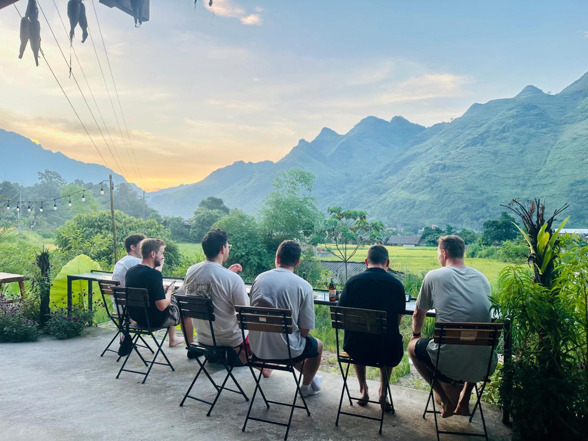 Du Gia Field View Homestay Làng Cac Exteriér fotografie